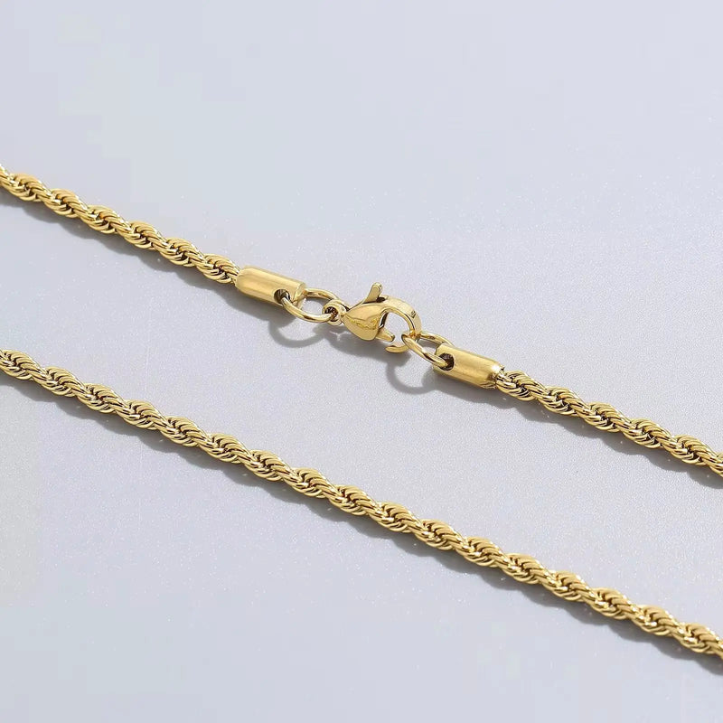 Colar Dourado de Aço Inoxidável